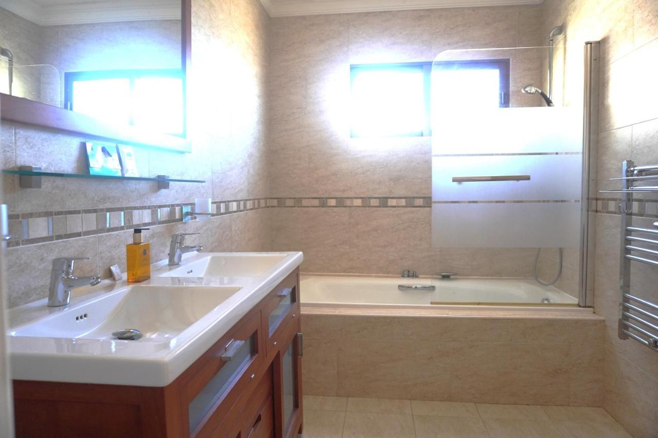 Villa Seaview Suncoast Luxury Málaga Kültér fotó